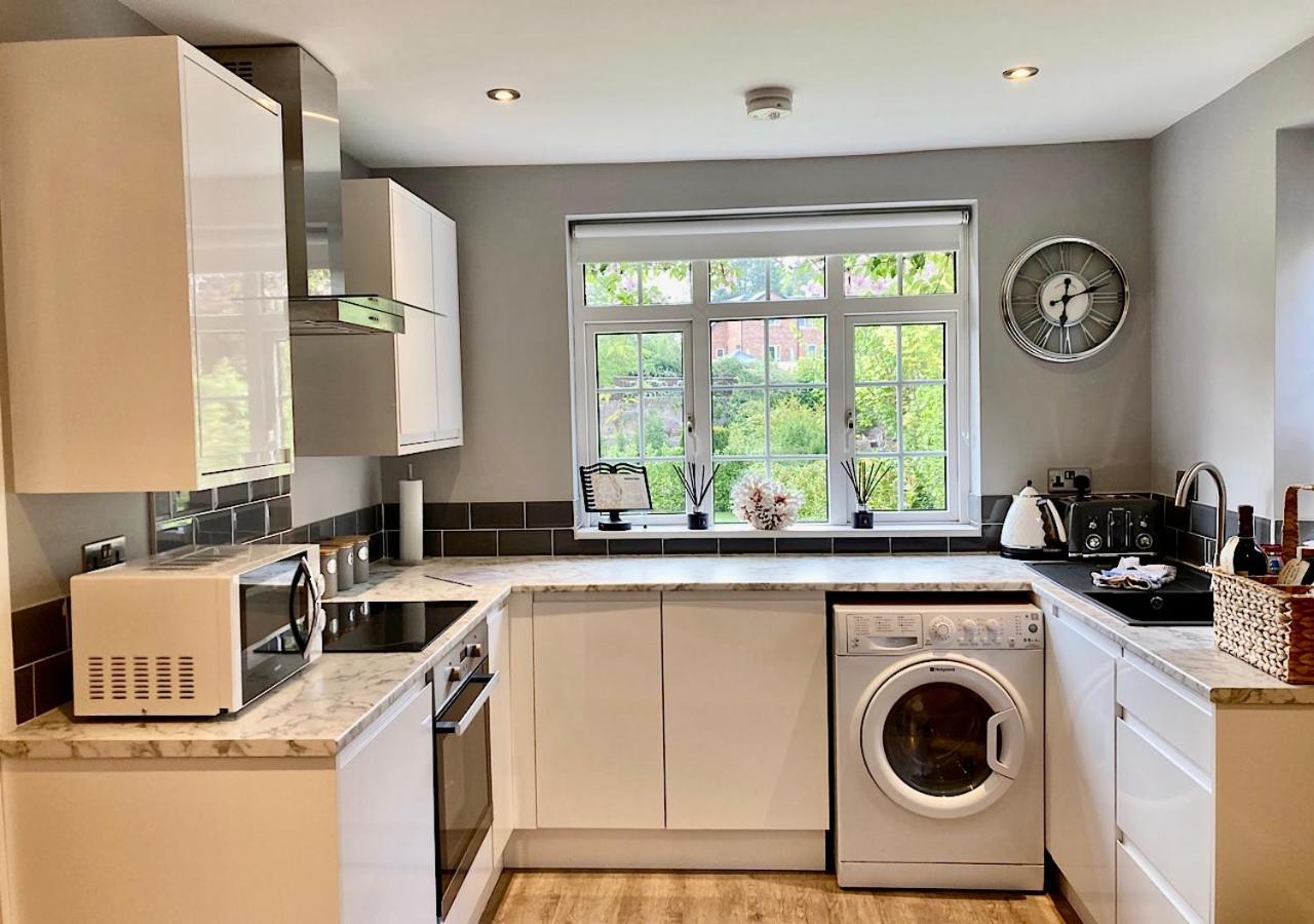 The Lodge Chester - Luxury Apartment For Two, With Free Parking! Hough Green Eksteriør bilde