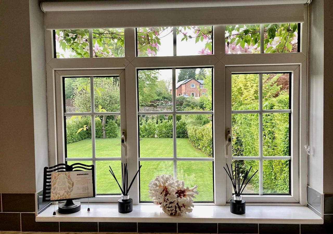 The Lodge Chester - Luxury Apartment For Two, With Free Parking! Hough Green Eksteriør bilde